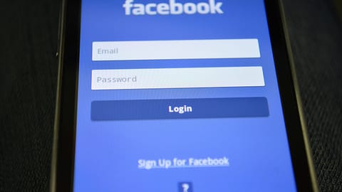 Facebook ağır çalışıyor neden? Facebook neden yavaş çalışır? 