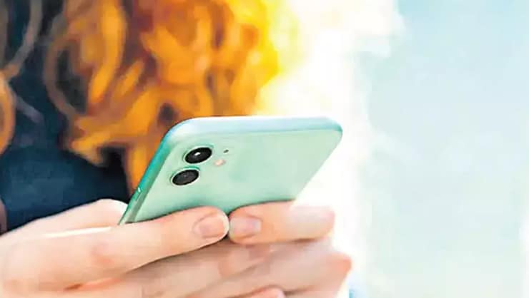 Android telefonda gizliliğinizi artırmak için izinleri nasıl gözden geçirip gereksiz uygulama erişimini kapatırsınız?